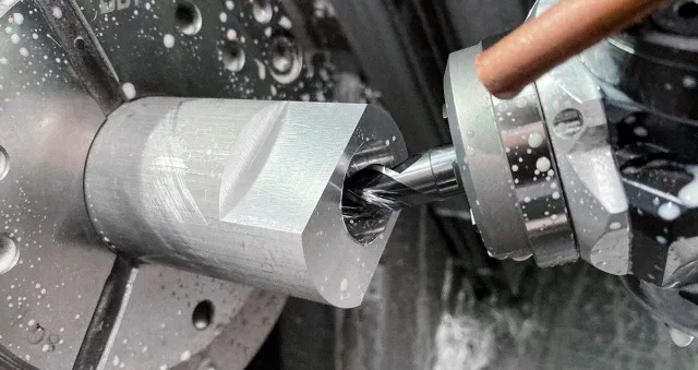 Pro-Ject-Debut-PRO-CNC-Machine