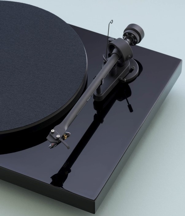 Pro-Ject-Debut-RecordMaster-tonearm