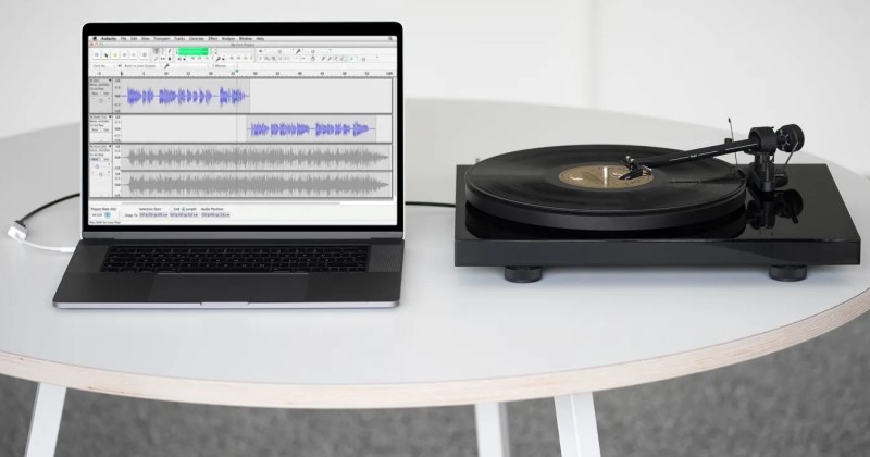 Pro-Ject-Debut-RecordMasterII-lifestyle