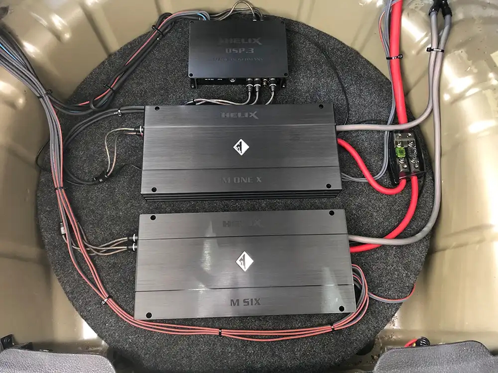 Custom Audio bilstereo monteringsbilleder Ford Mustang