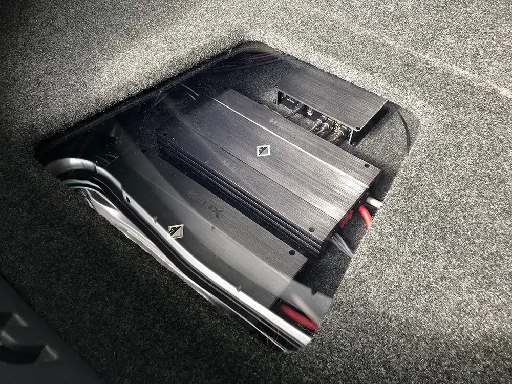 Custom Audio bilstereo monteringsbilleder Ford Mustang