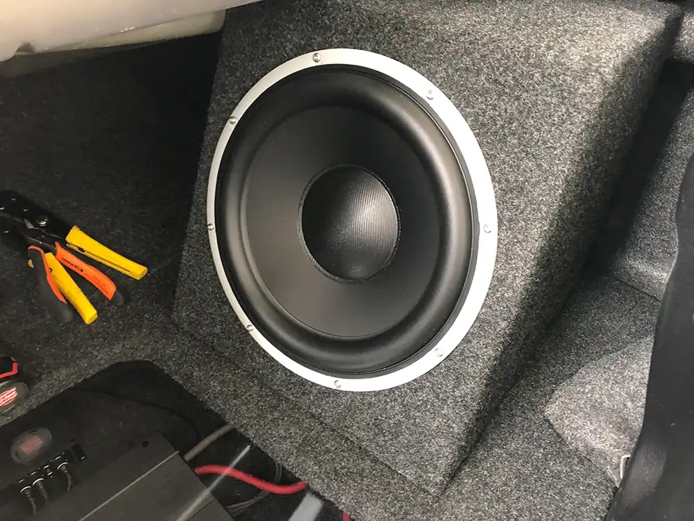 Custom Audio bilstereo monteringsbilleder Ford Mustang