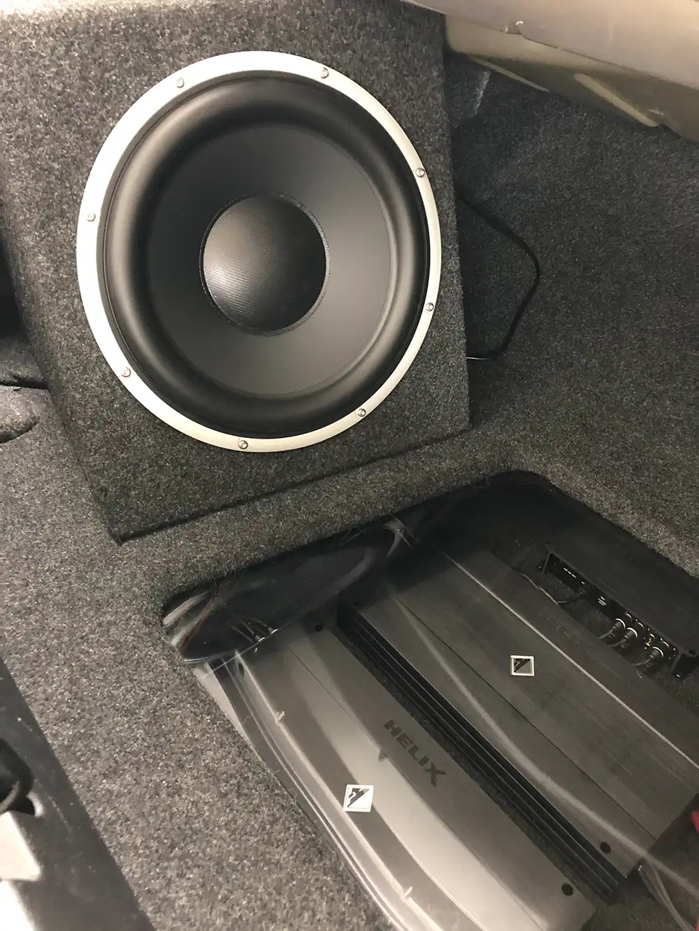 Custom Audio bilstereo monteringsbilleder Ford Mustang