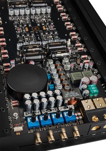Helix C Four 4-kanals forstærker til bil profil indvendig/profile inside