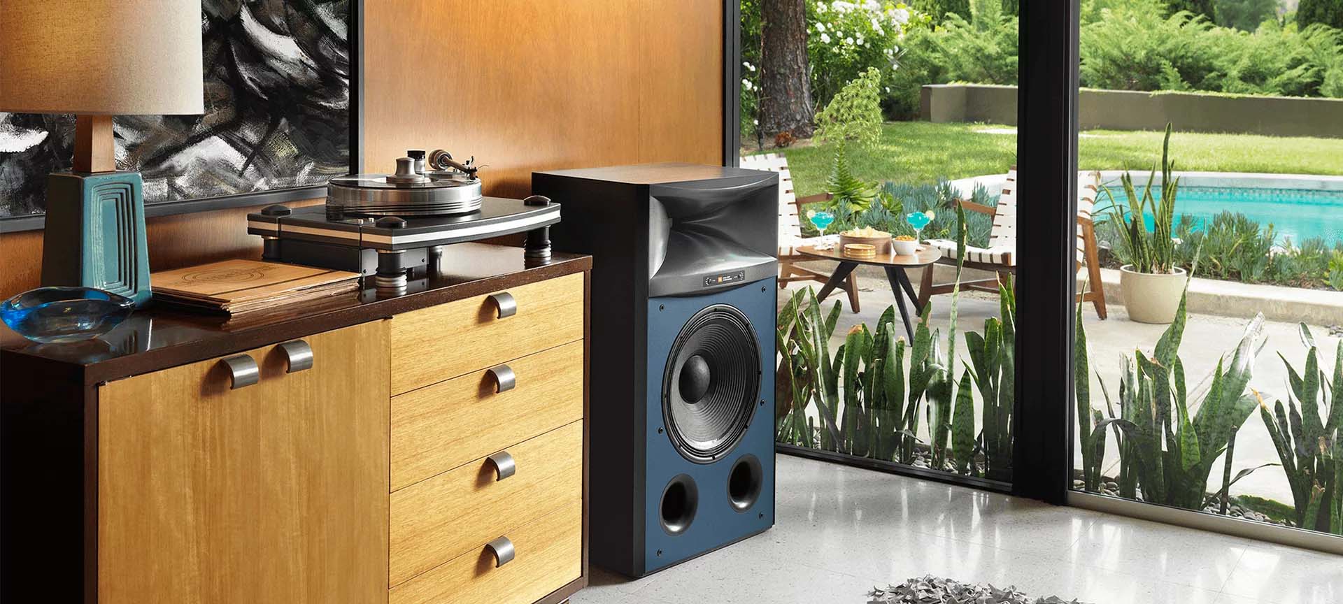 Monitor audio