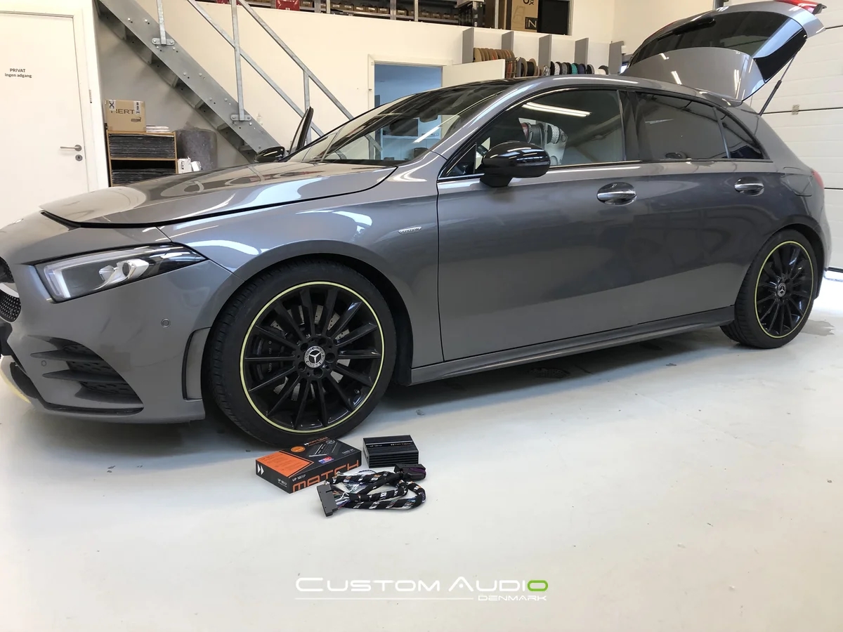 Mercedes A-Klasse Burmester upgrade