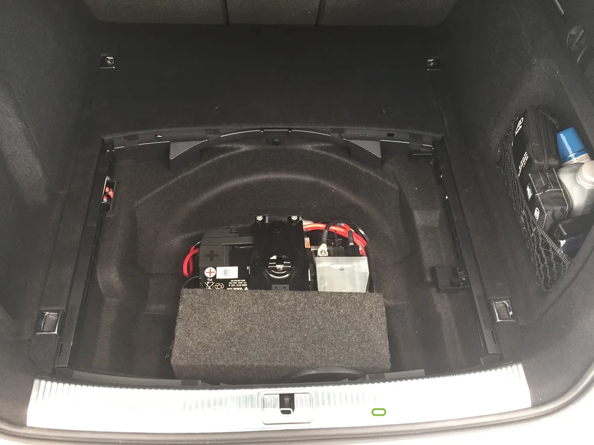 Audi subwoofer i brønd