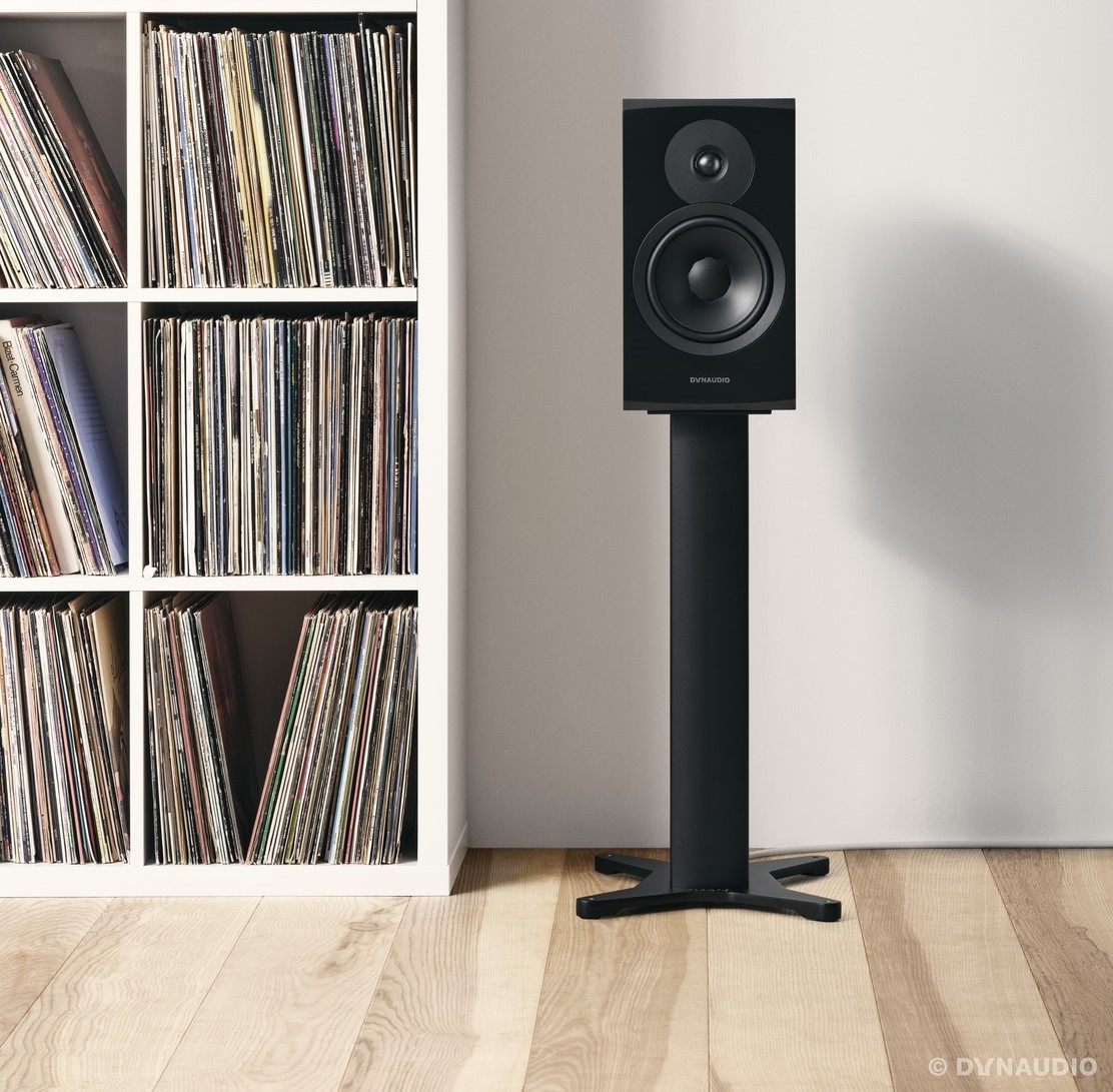 dynaudio-stand-20-lifestyle