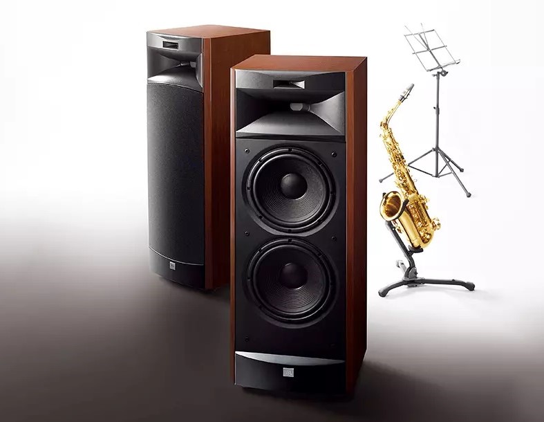 jbl-s3900-lifestyle
