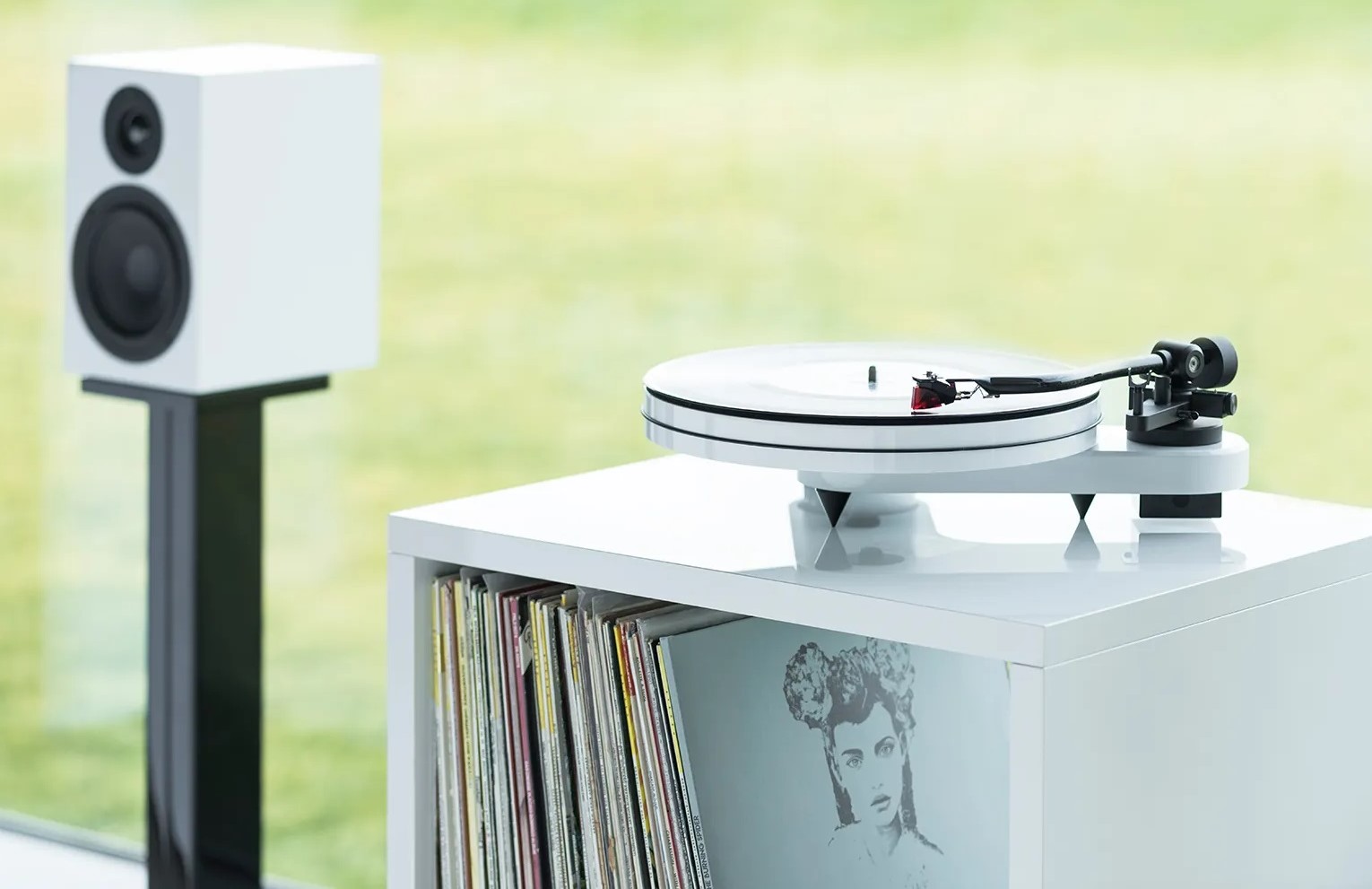 pro-ject-rpm-1-carbon-lifestyle