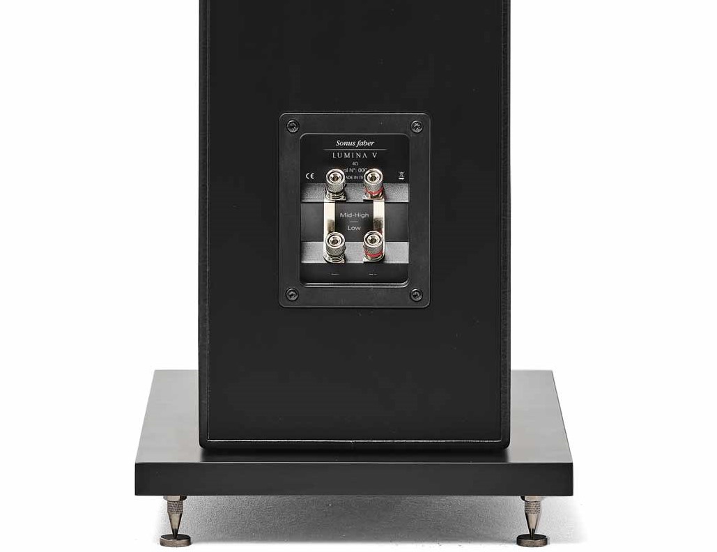 sonus-faber-lumina-v-terminals